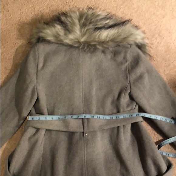 ASOS petite faux fur coat jacket removable collar - Picture 8 of 8